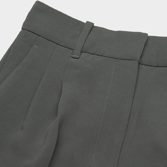 Aritzia Effortless Pant in “Coal Grey” - Picture 4 of 7
